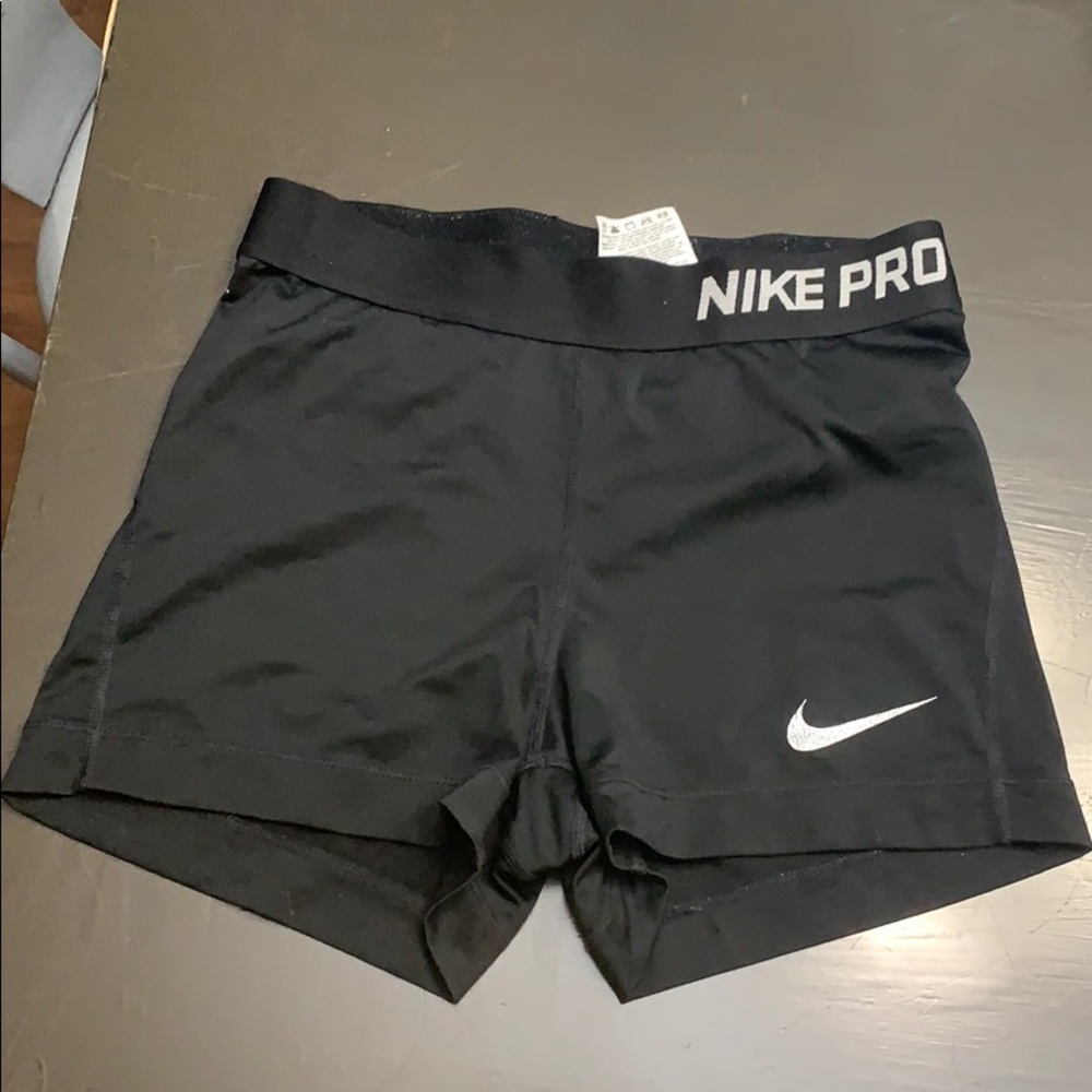 Black Nike pros